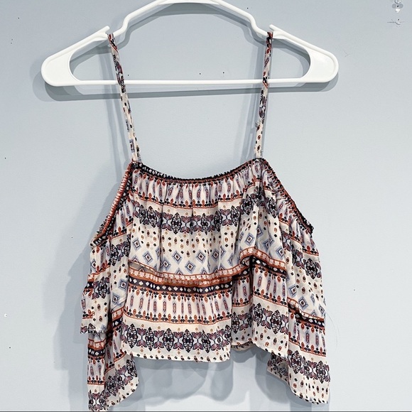 pookie & sebastian Tops - Pookie & Sebastian cold shoulder printed crop top medium